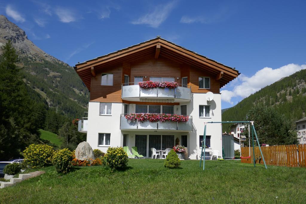 Haus Artemis Apartment Saas-Grund Bagian luar foto