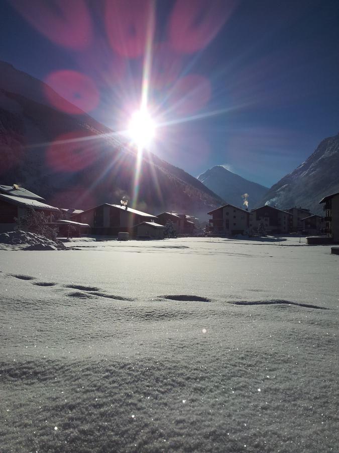 Haus Artemis Apartment Saas-Grund Bagian luar foto